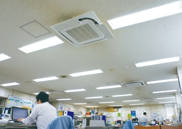 LED照明の事務所(東京本部)